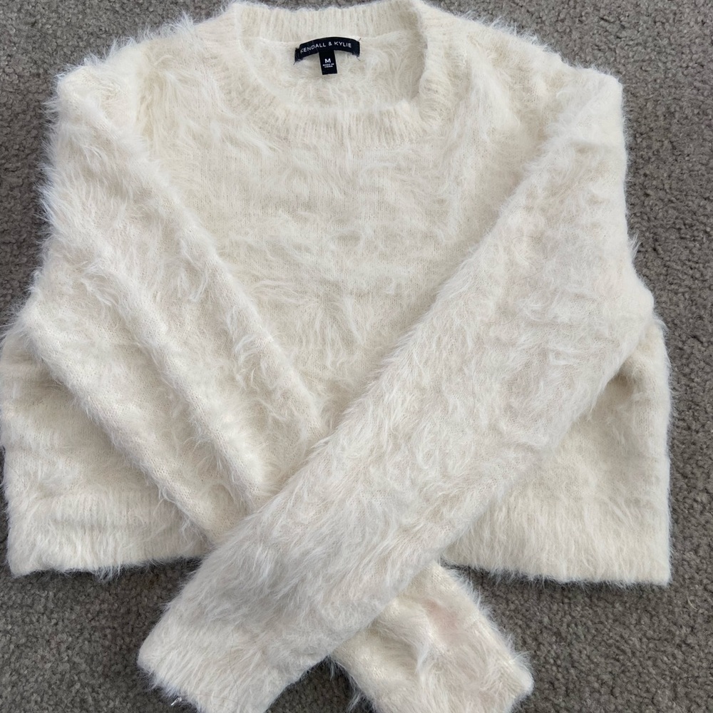 White fuzzy cropped sweater